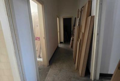 Spațiu comercial, de 230 mp, în Gara de Nord - 1