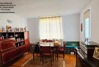 Apartament cu 3 camere semidecomandat în Mărăței