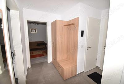 Inchiriez apartament Brasov, Zona Coresi, 2 camere, loc de parcare, boxa incluse. Inchiriez apartament Brasov, Zona Coresi, 2 camere, loc de parcare, boxa incluse. - 3