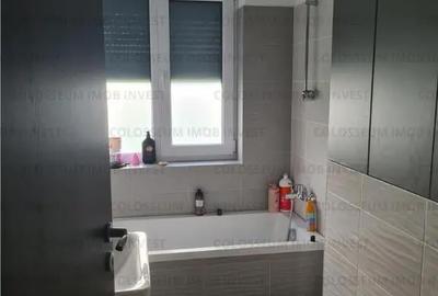 Apartament cu 3 camere decomandat în Noua - 8