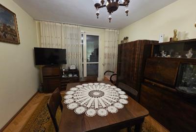 Apartament cu 4 camere decomandat în Titan - 7