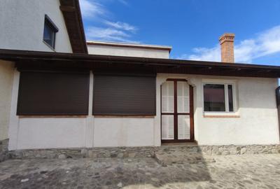 Casa 5 camere, zona ultracentrala, 1500mp teren, Radauti - 26