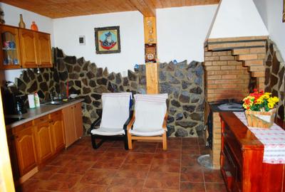 Casă cu 4 camere în Sântioana - 7