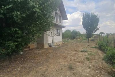 Casă cu 5 camere cu Teren 1300 Mp în Malu Mare - 15