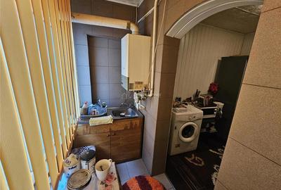 Apartament cu 2 camere decomandat în Micro III - 5