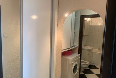 Apartament cu 3 camere decomandat, mobilat în Viziru 3 - 8