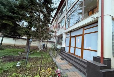 De inchiriat Casa / Vila 7 camere + curte zona Vatra Luminoasa - 12