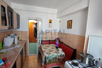 De vanzare apartament spatios cu 4 camere decomandate, zona garii, Comision 0% - 3