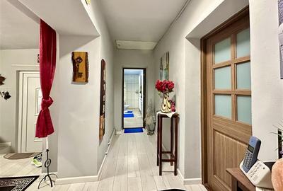 Casa renovata si utilata. Vladimirescu, zona Eroilor. - 10