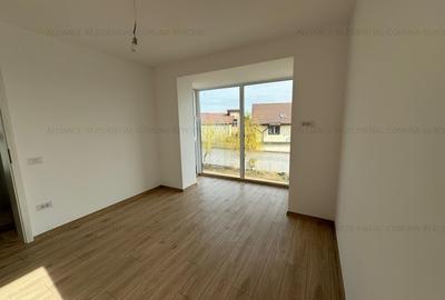 Vila individuala - 4 camere - 2 bai - incalzire in pardoseala - 12