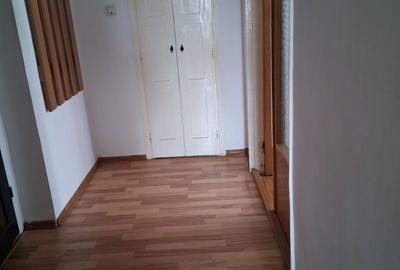 Apartament cu 2 camere decomandat în Central - 3