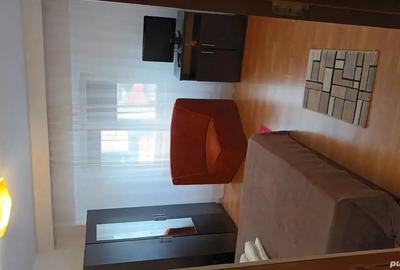 Apartament cu 2 camere decomandat în Km 5 - 1
