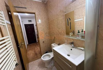 Garsoniera cf 1 decomandata zona Micro 14 - 5