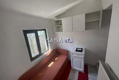 Casă cu 3 camere cu Canalizare în Central - 9