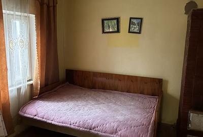 Casă cu 4 camere în Central - 2