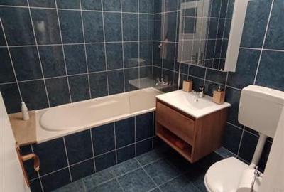 Apartament cu 3 camere semidecomandat în Teiul Doamnei - 6