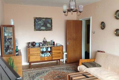 Vand apartament 3 camere, Hunedoara, centru civic, Micro1 - 1
