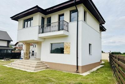 Casă individuală cu 4 camere în Crevedia