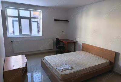 Garsonieră decomandată în Central - 1