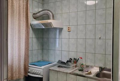 Proprietar, ofer spre inchiriere garsoniera, Rm. Valcea, zona Nord, Republicii - 4