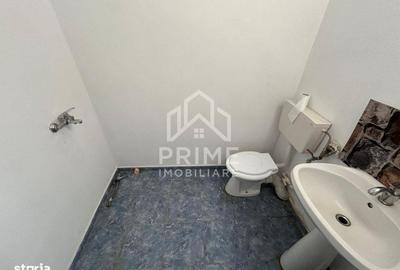 Spațiu comercial, de 288 mp, în Central - 4