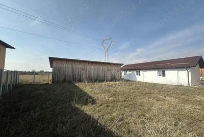 Casă cu 6 camere cu Teren 1000 Mp în Central - 1