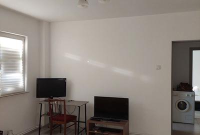 Apartament cu 3 camere decomandat în Est - 3