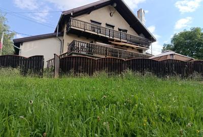 Vilă spectaculoasă de vânzare în Moeciu de Sus | Vedere panoramică. - 15