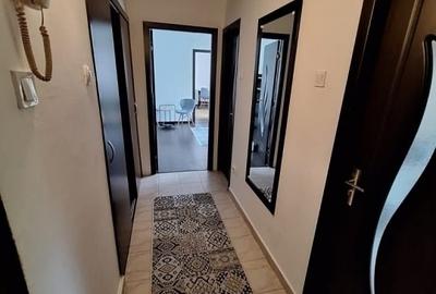 Apartament cu 2 camere - zona Podu Ros - Rond - 2