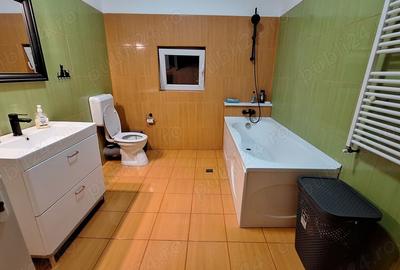 Apartament cu 3 camere decomandat în Central - 4
