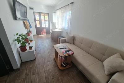 Casă cu 5 camere cu Teren 181 Mp în Chercea - 2