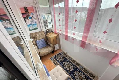 Apartament cu 2 camere, decomandat, zona Miori?a lift n - 1