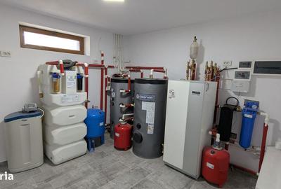 Casă cu 6 camere cu Teren 500 Mp în Găneasa - 1