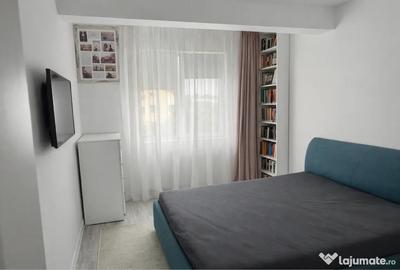 Apartament cu 2 camere decomandat în 1 Decembrie - 12