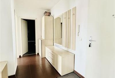 Decomandat, mobilat, echipat, locparcare, vedere incantatoare, Avantgarden, Bras - 5