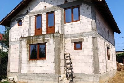 Casă individuală cu 5 camere cu Teren 486 Mp în Lumina - 2