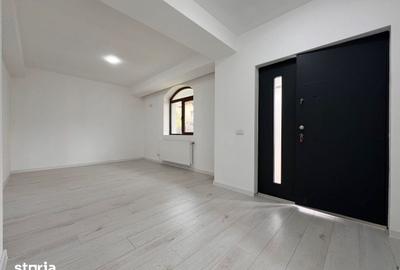 Casă cu 6 camere cu Teren 737 Mp în Central - 3