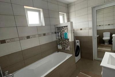 Apartament cu 3 camere decomandat în Micro 15 - 6