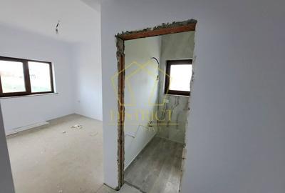 Duplex cu 5 camere, bucatarie inchisa, la cheie | Giarmata Mare - 5