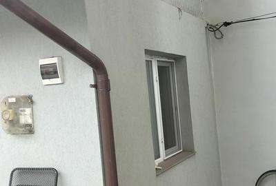 Casă cu 3 camere cu Teren 151 Mp în Exterior Vest