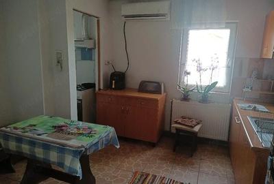 Apartament cu 2 camere decomandat în Dâmbovița - 1
