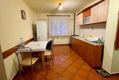 Apartament cu 3 camere decomandat în Aradului - 1