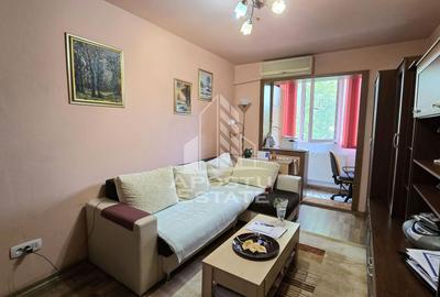 Apartament cu 3 camere, etaj intermediar, zona Dacia - 3