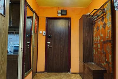 Apartament cu 3 camere decomandat, mobilat în Giurgiului - 9