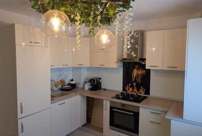 Renovat, 2 camere decomandate - 64 mp , etaj intermediar, Nord - 6