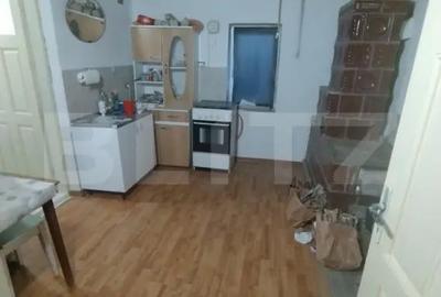 Casă cu 3 camere cu Teren 2200 Mp în Central - 5