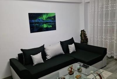 Apartament cu 2 camere decomandat în Balta Albă