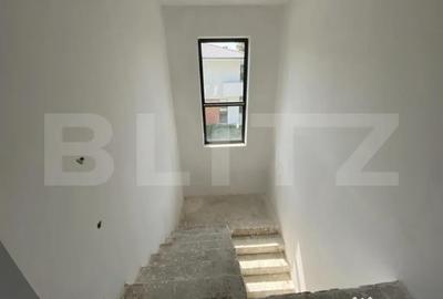Casă cu 4 camere cu Teren 500 Mp în Central - 12