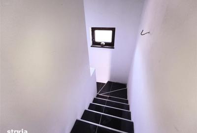 Casă cu 5 camere cu Teren 295 Mp în Central - 14