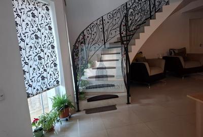 Casa de vaĚnzare iĚn SaĚnpetru - 7